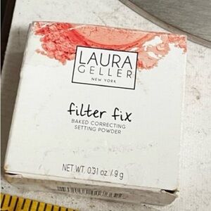 Laura Geller Contour - Black Lid